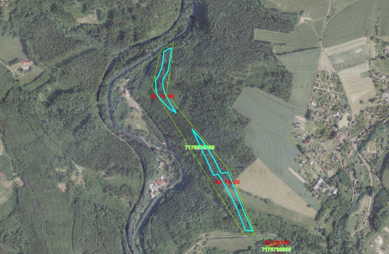 L052 B3178800 Jesenný-západ